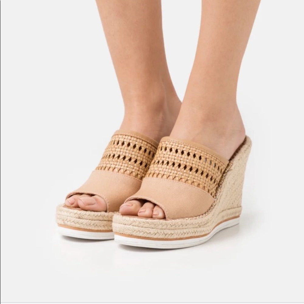 BNWT TOMS
MONICA MULE - Heeled mules - honey🍯